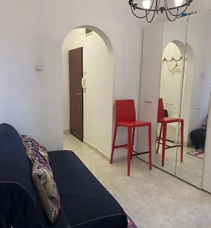 Central Apartment Апартаменты